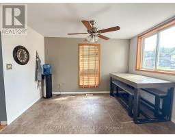Bathroom - 143 Essex Avenue, Iroquois Falls, ON P0K1E0 Photo 9