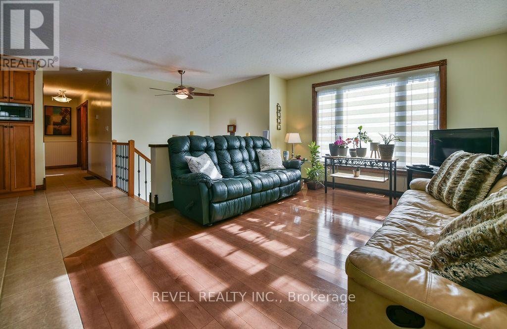 299 DORANS ROAD - 2