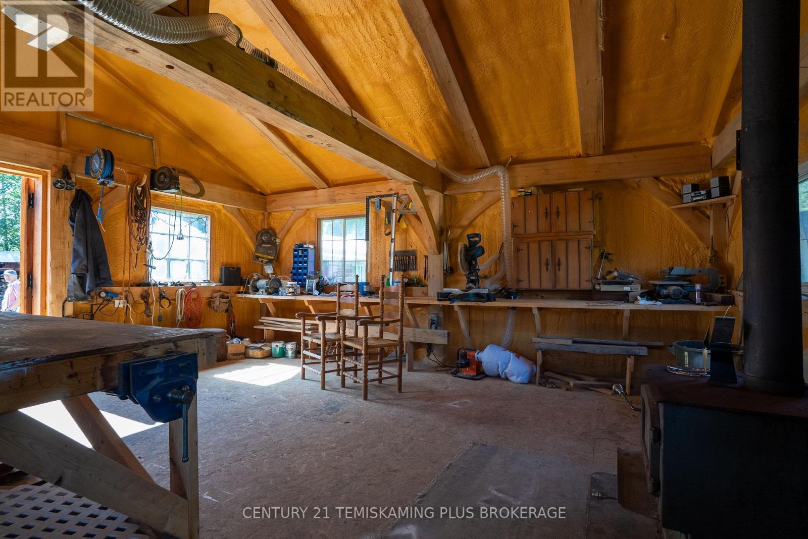 951701 HIGHWAY 569 - Image 18