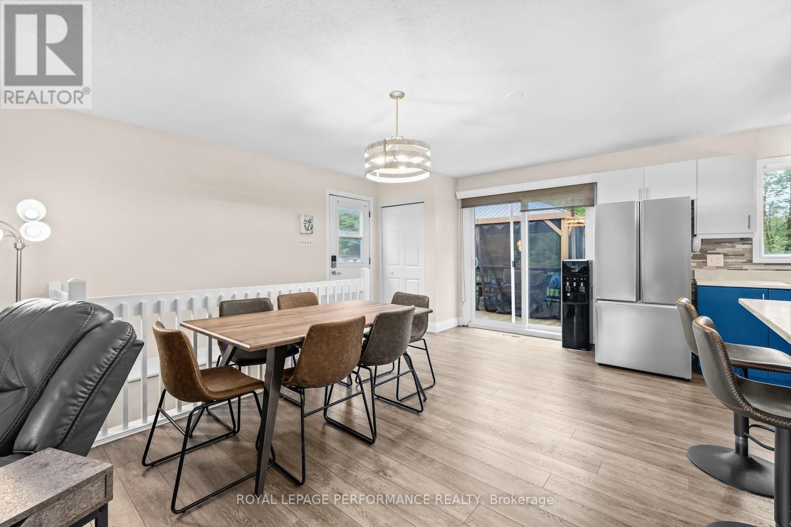 3080 Conc. 3 Plantagenet Road