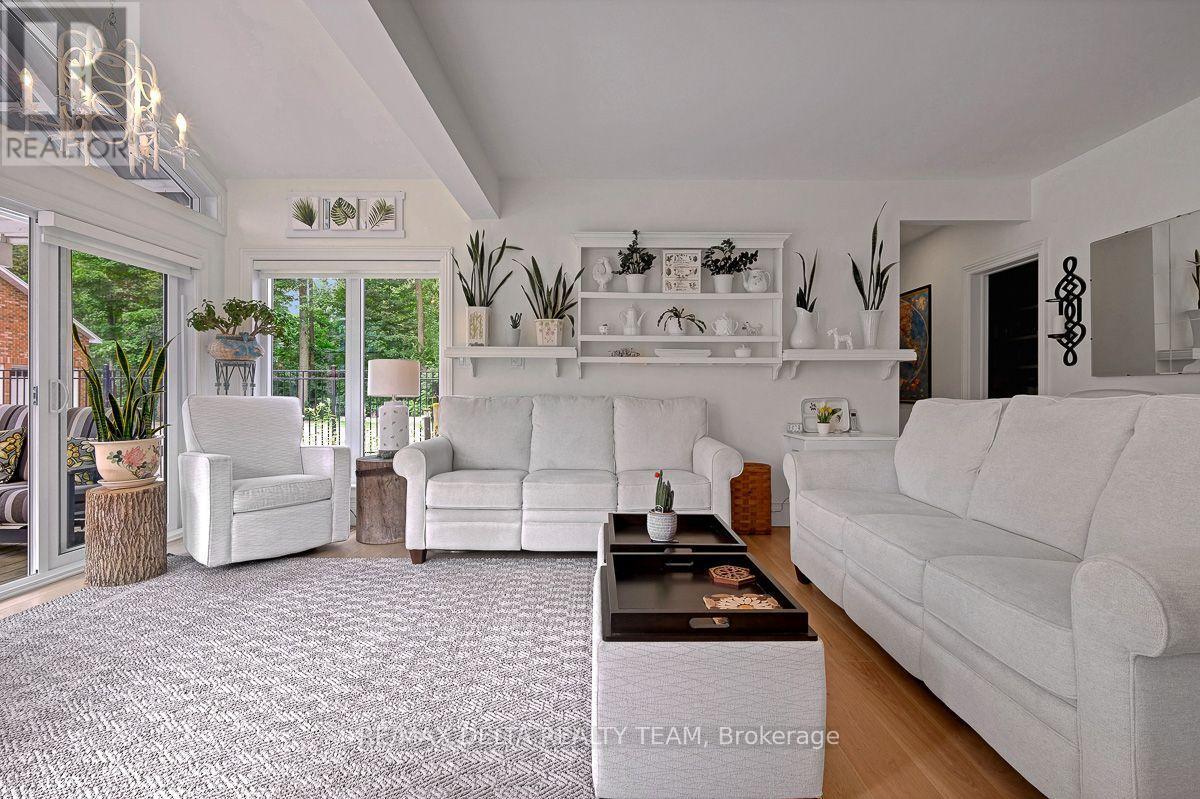 4230 BOUNDARY ROAD N - Image 20