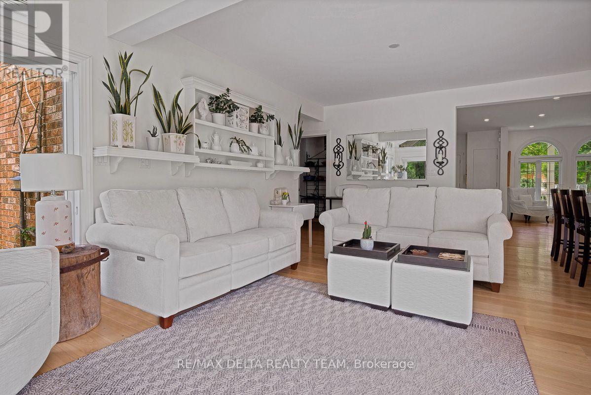 4230 BOUNDARY ROAD N - Image 22