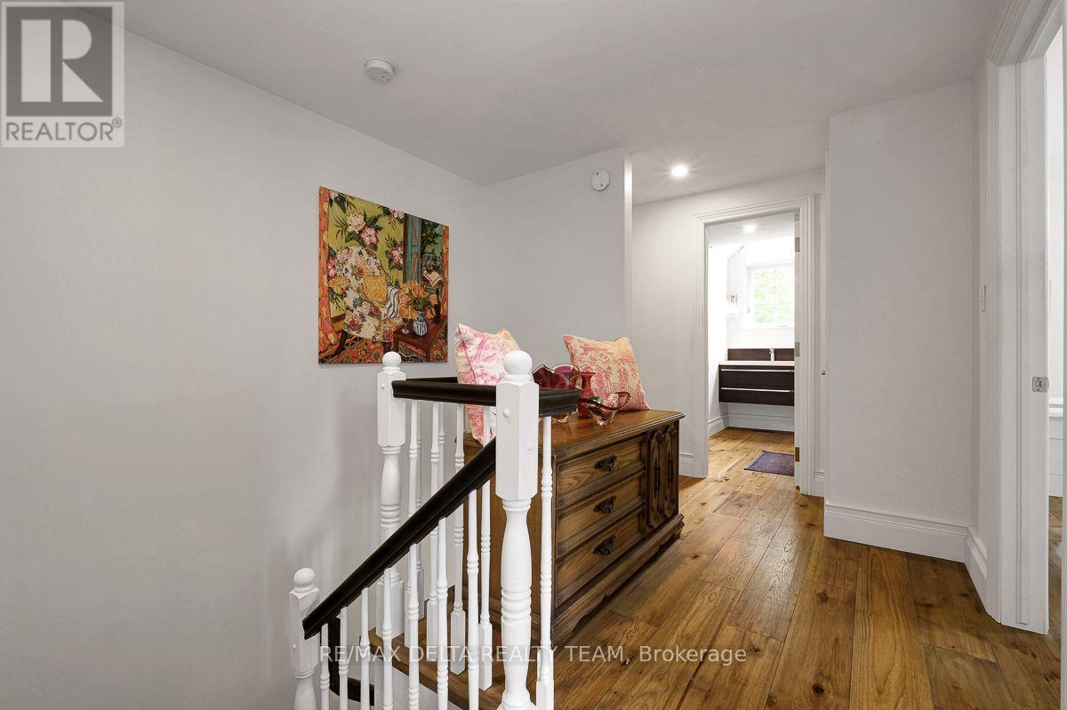 4230 BOUNDARY ROAD N - Image 28