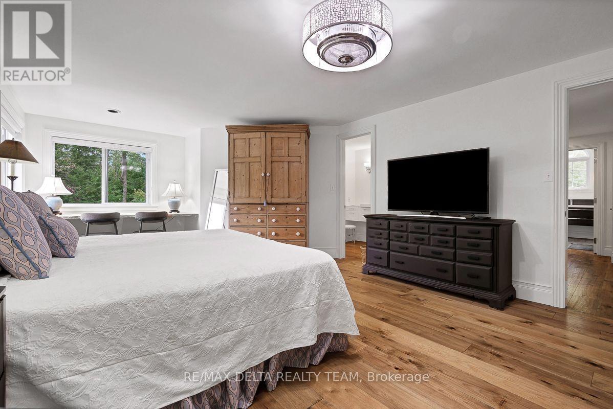 4230 BOUNDARY ROAD N - Image 30