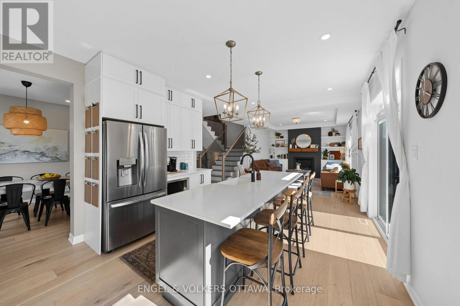 720 COAST CIRCLE - Image 12
