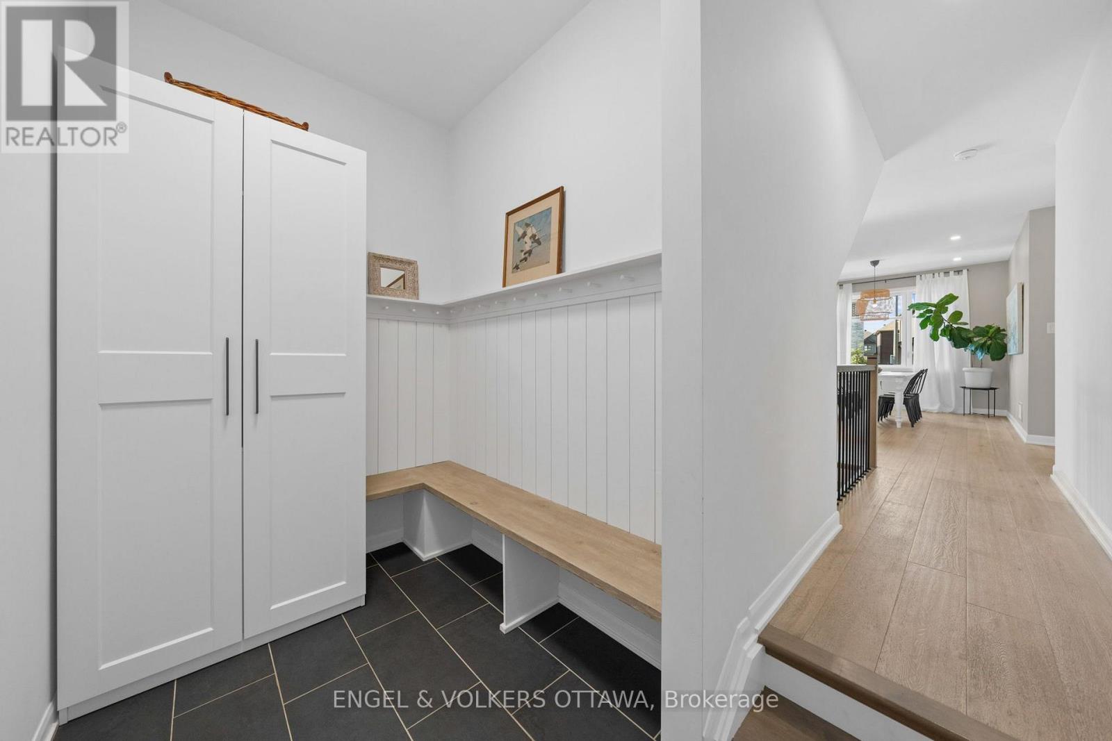 720 COAST CIRCLE - Image 18