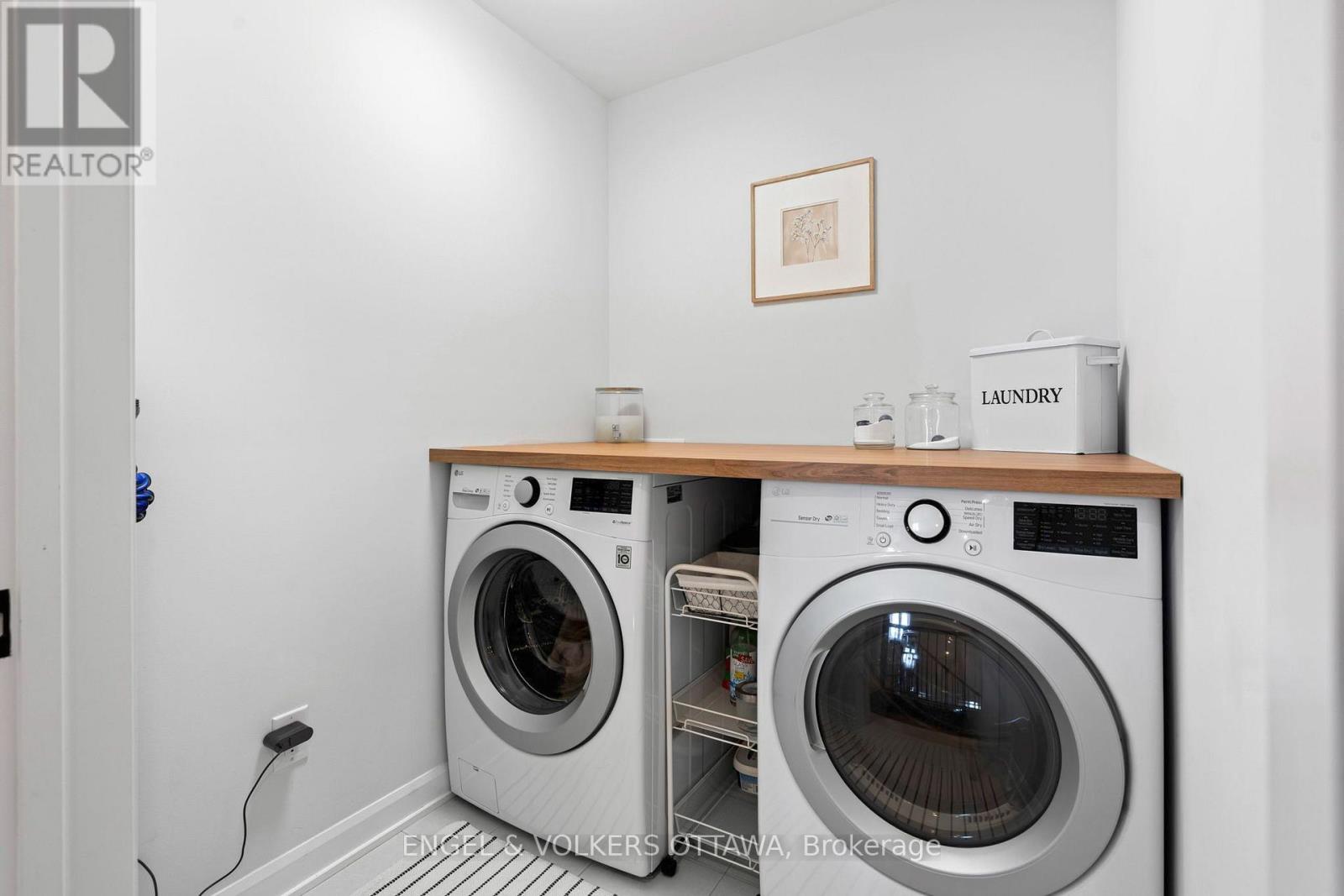 720 COAST CIRCLE - Image 22
