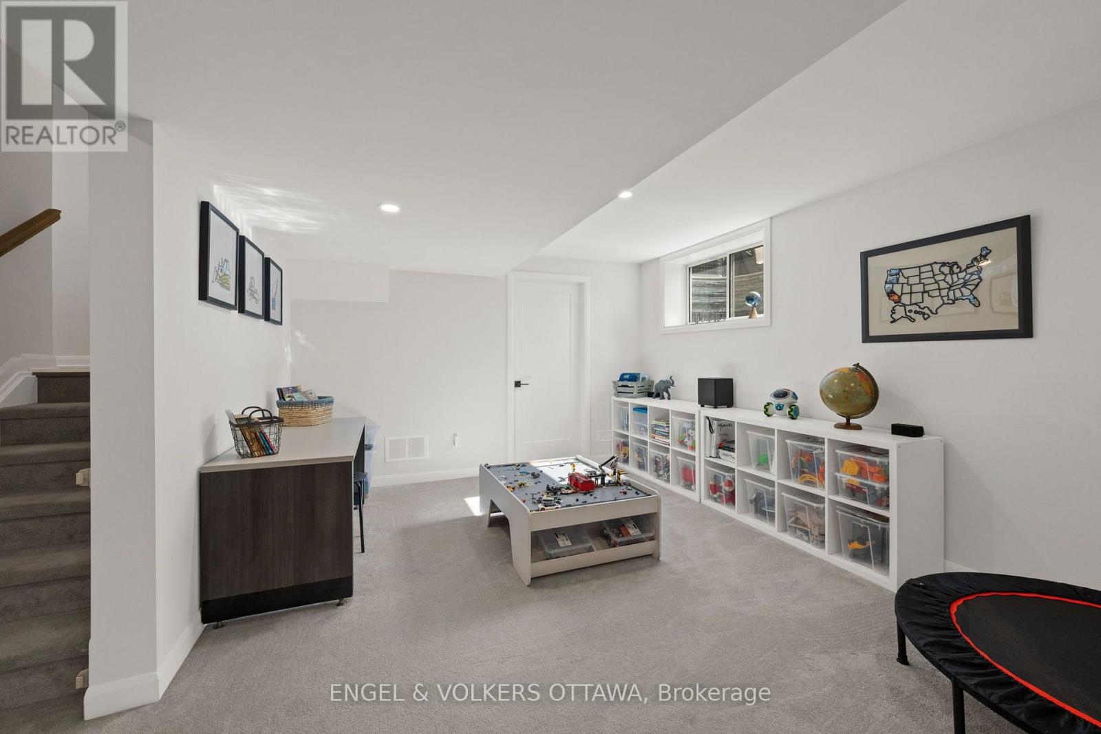 720 COAST CIRCLE - Image 38