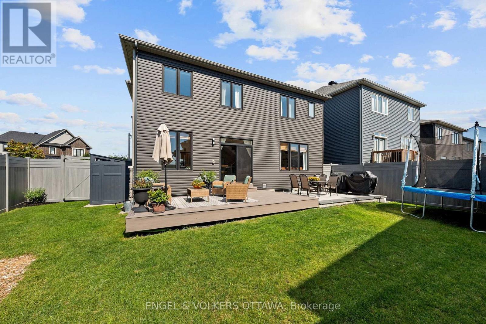 720 COAST CIRCLE - Image 42