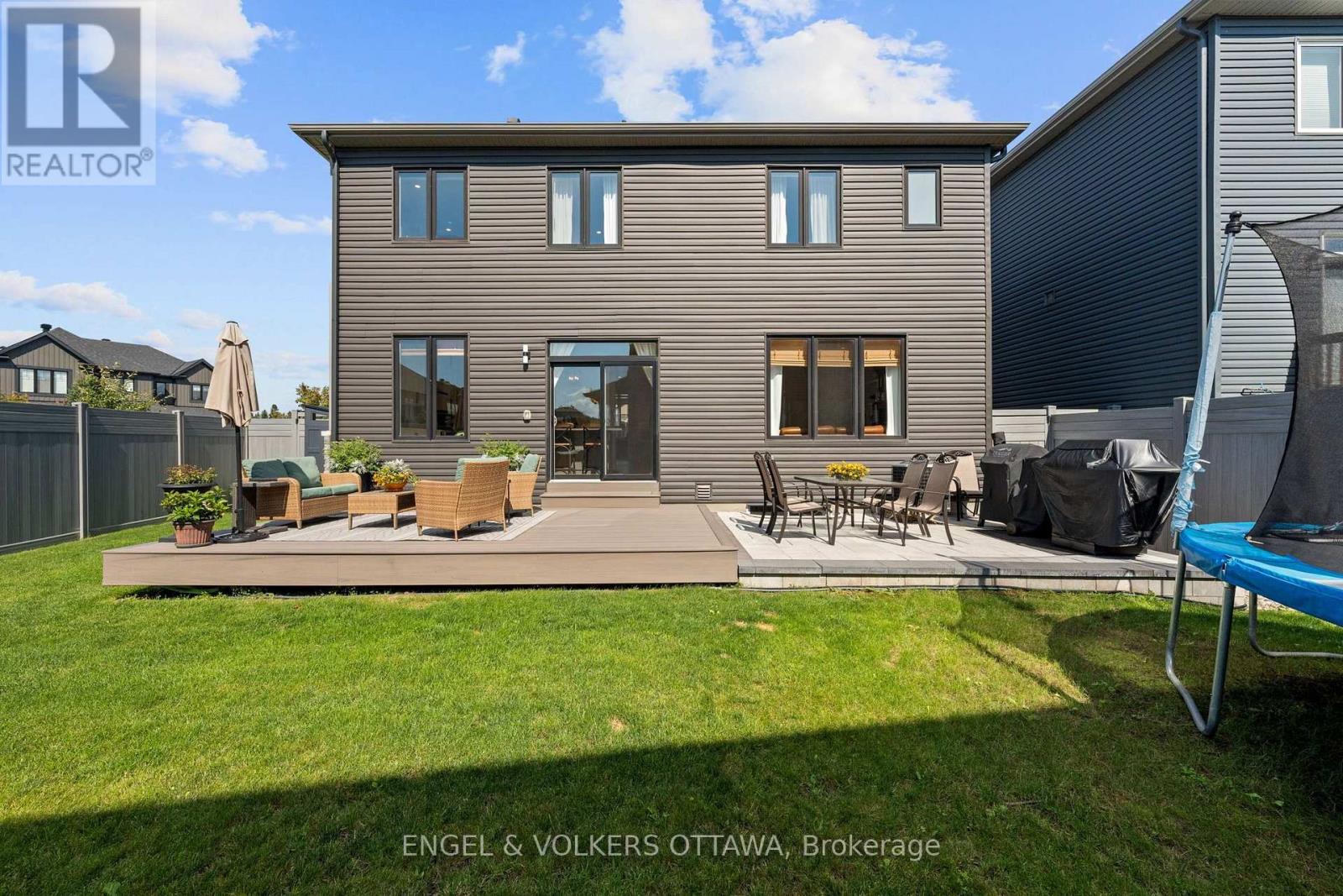 720 COAST CIRCLE - Image 43