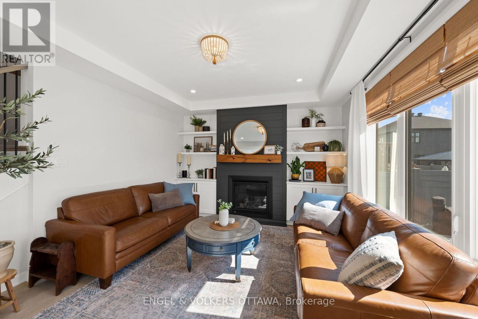 720 COAST CIRCLE - Image 7