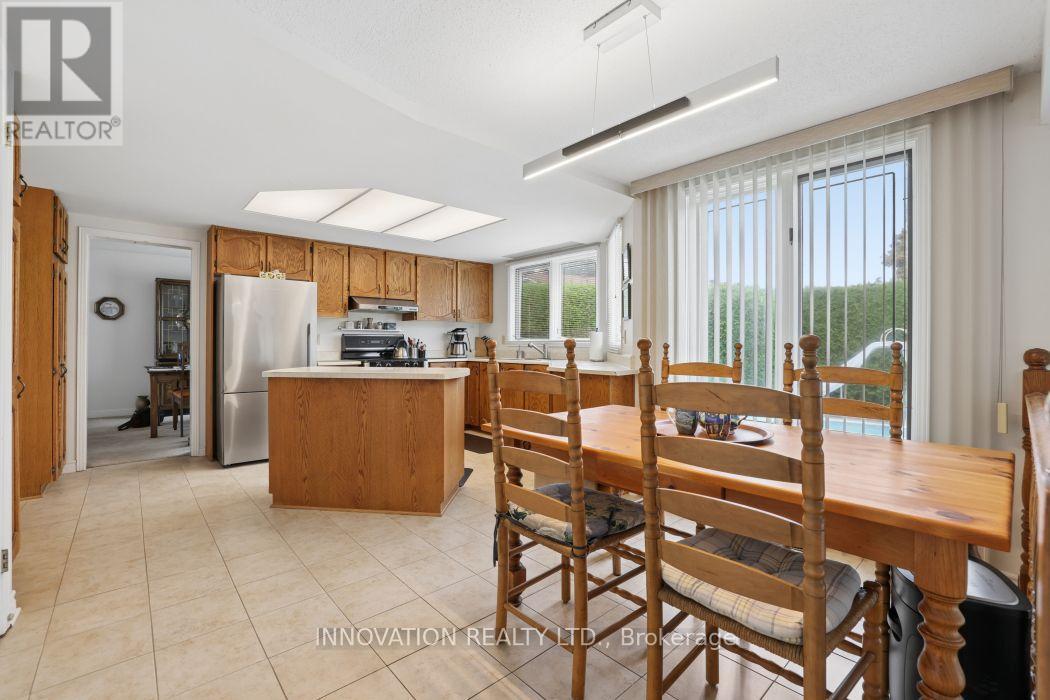 64 THARE CRESCENT - 14