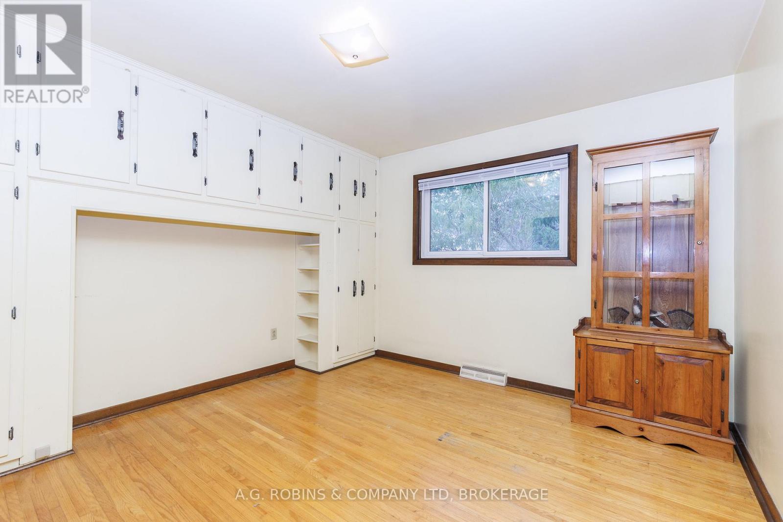 12 BERKLEY AVENUE - Image 10