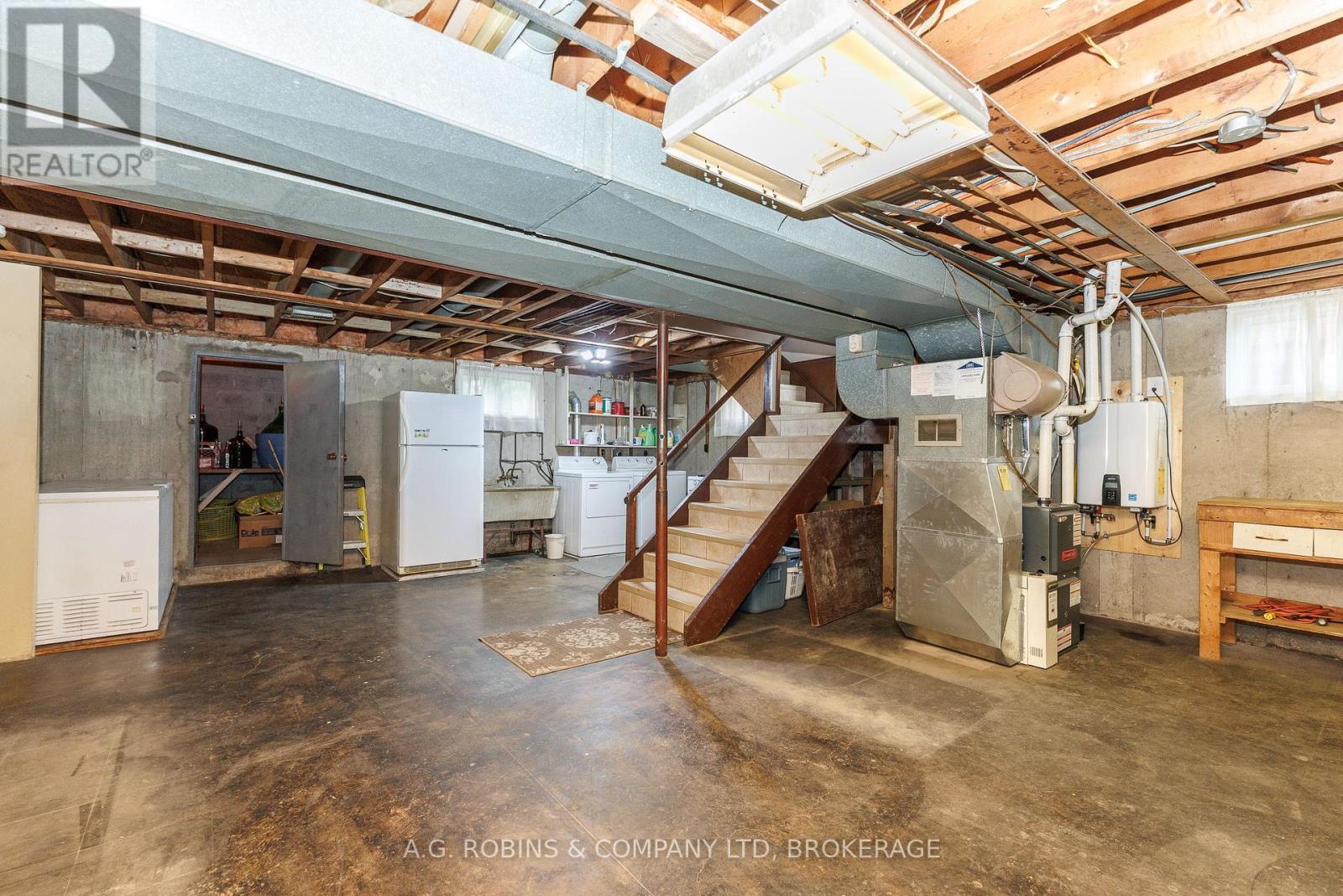 12 BERKLEY AVENUE - Image 20