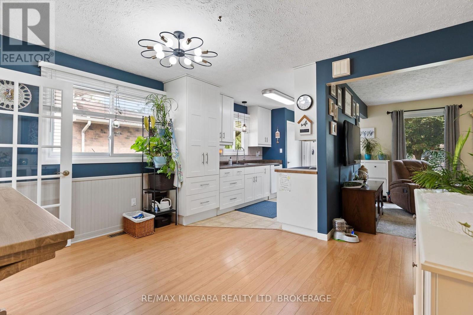 7803 SALISBURY PLACE - Image 12
