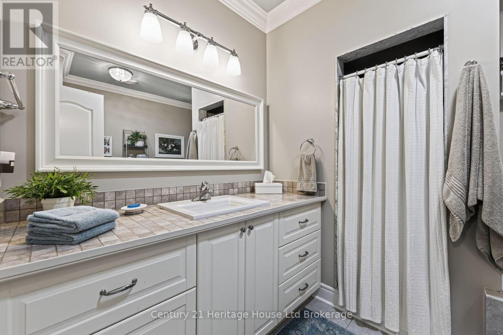 528 BALDWIN CRESCENT - Image 20