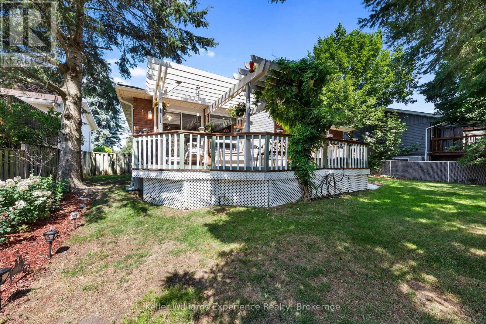 6 BONAVENTURE PLACE - 24