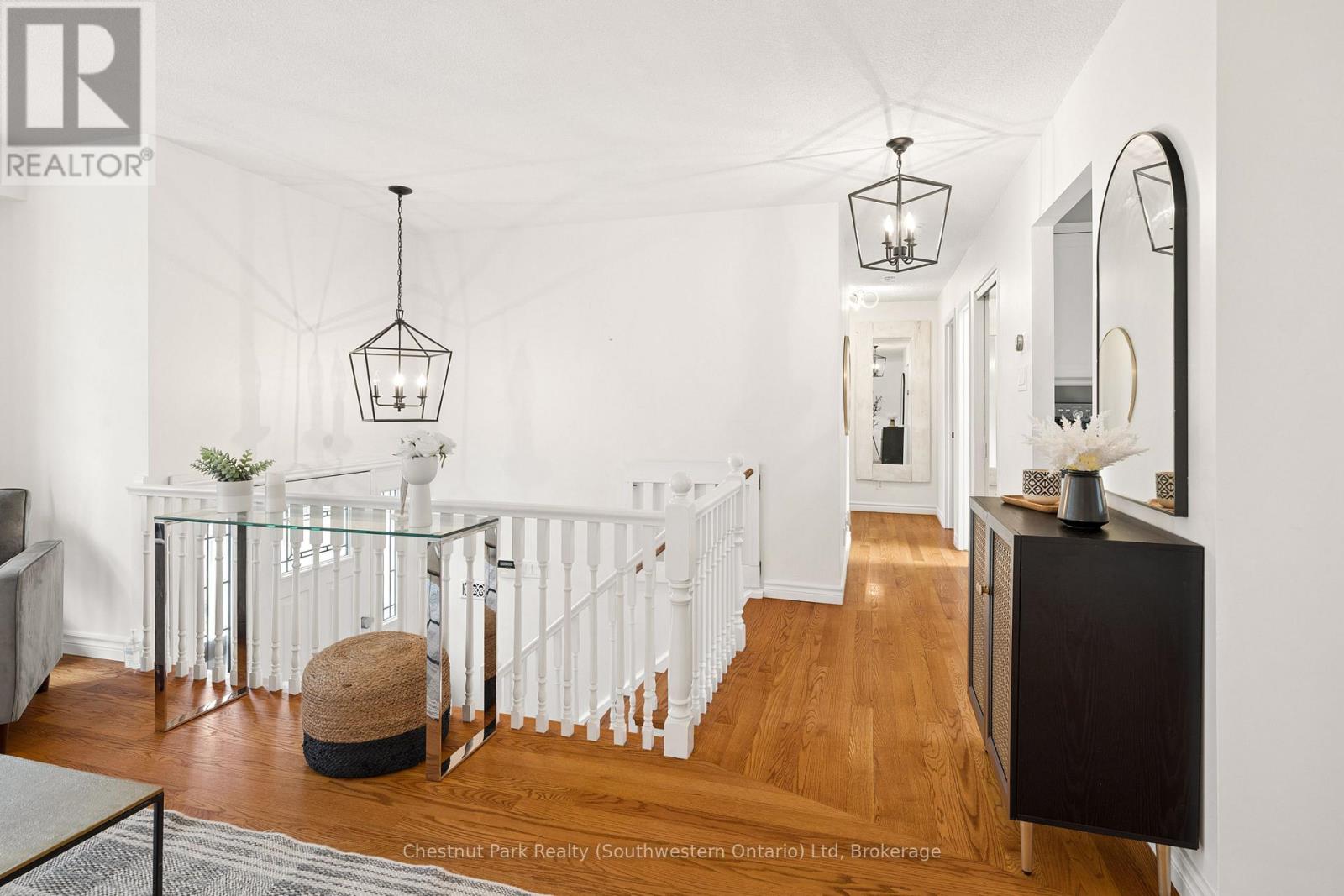 158 AUTUMN HILL CRESCENT - Image 11