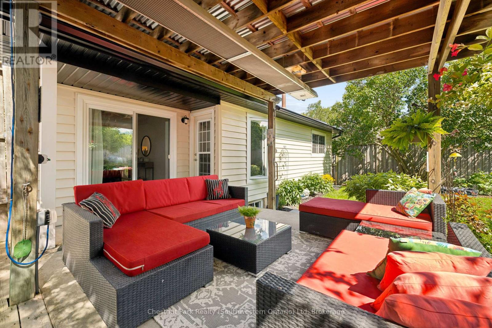 158 AUTUMN HILL CRESCENT - Image 48