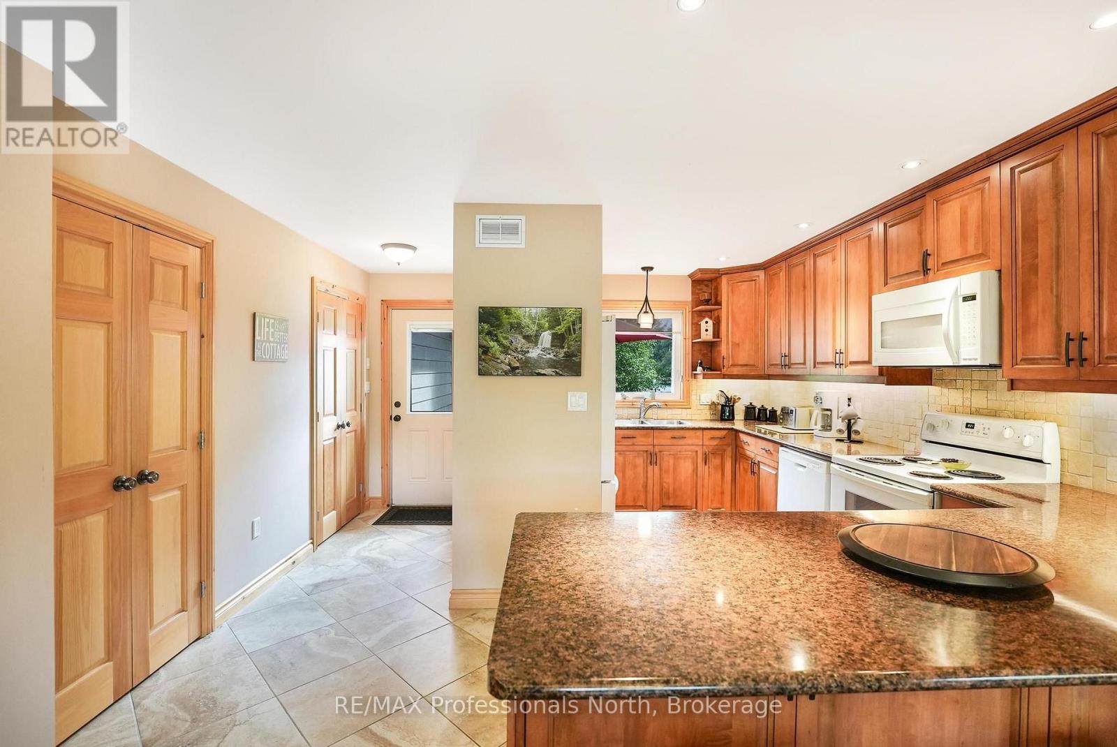 1029 TRIO LANE - Image 11