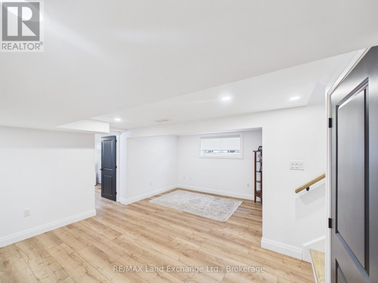 2 PARK STREET - Image 14