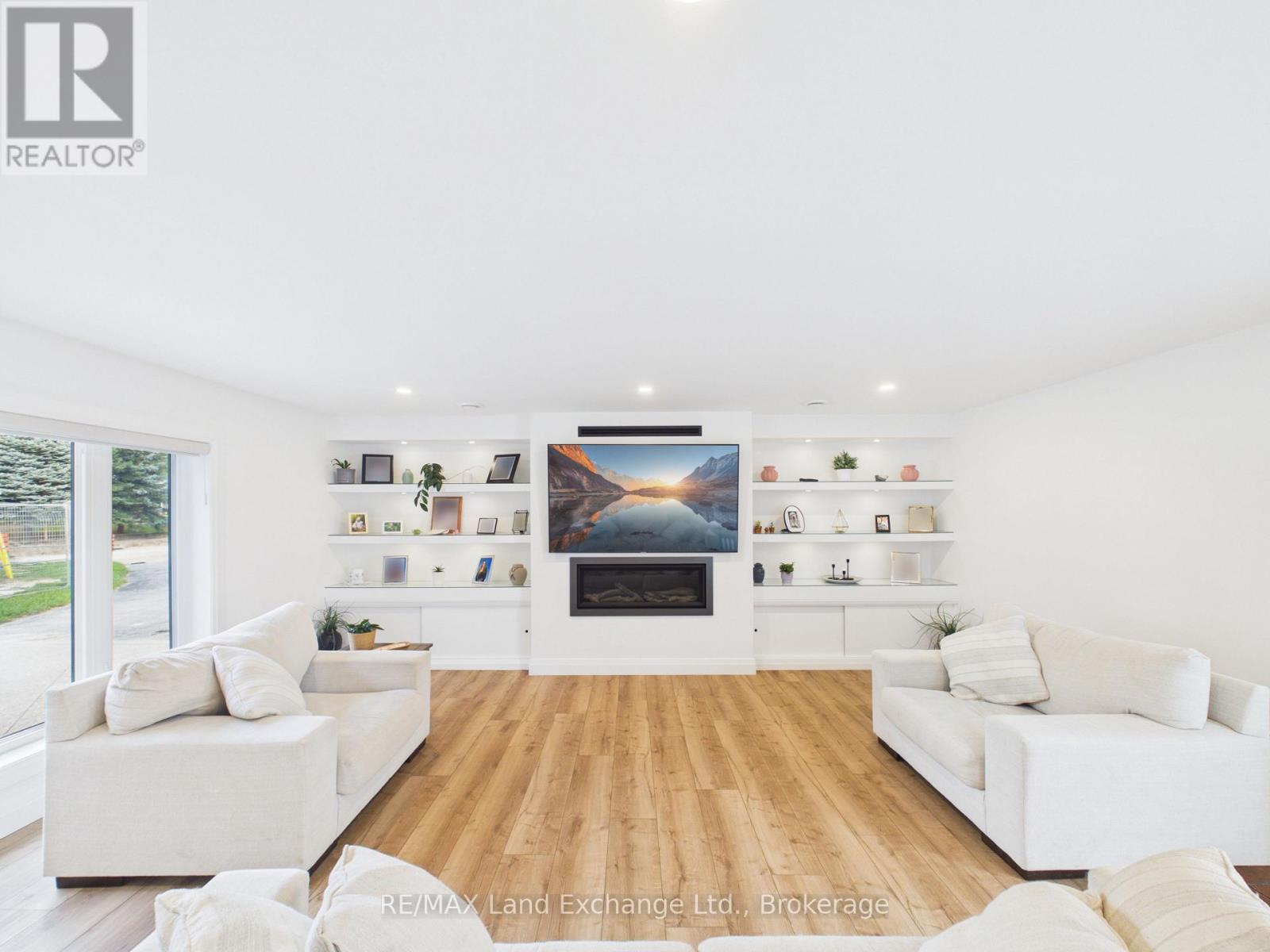 2 PARK STREET - Image 4