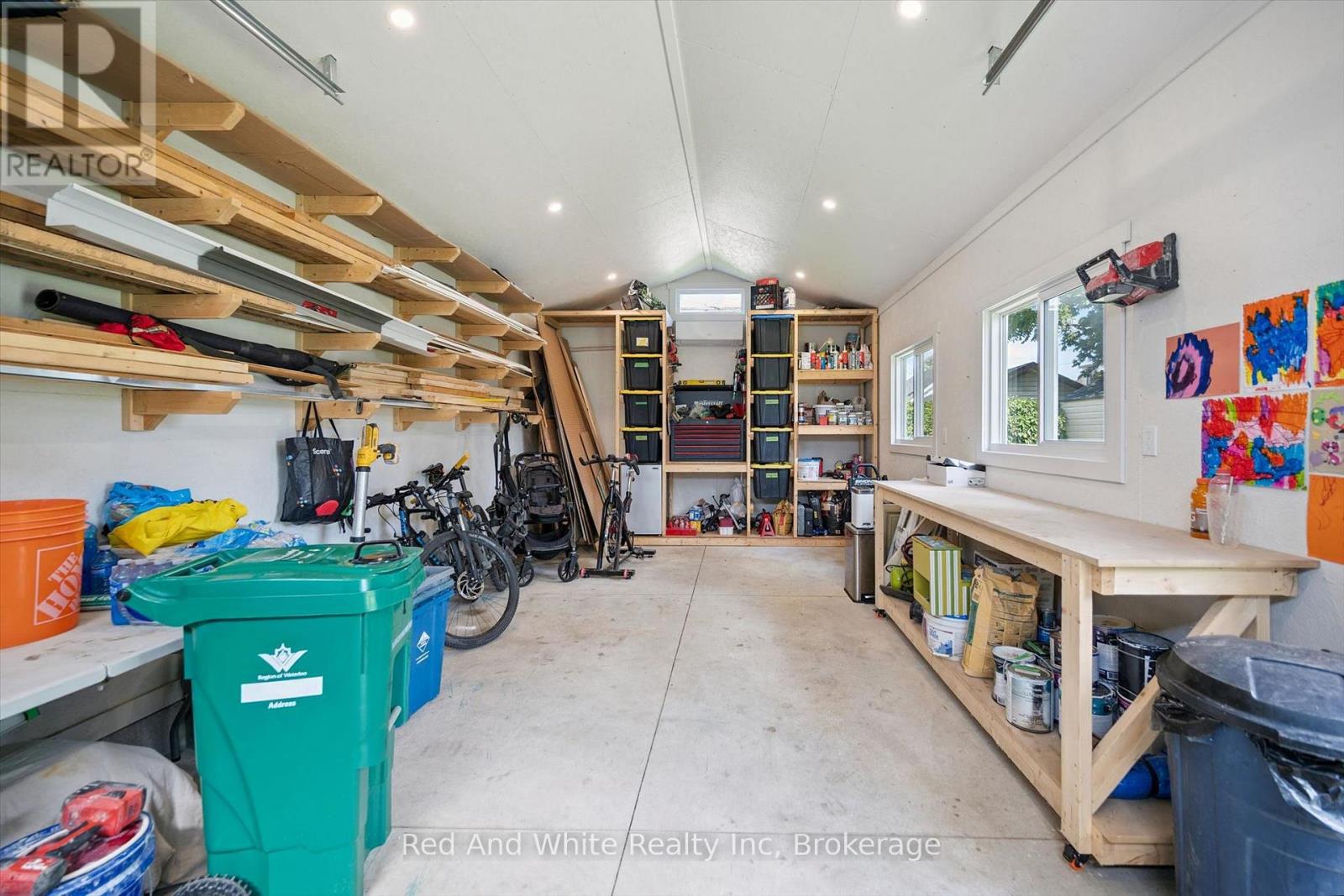 131 NORFOLK AVENUE - 33