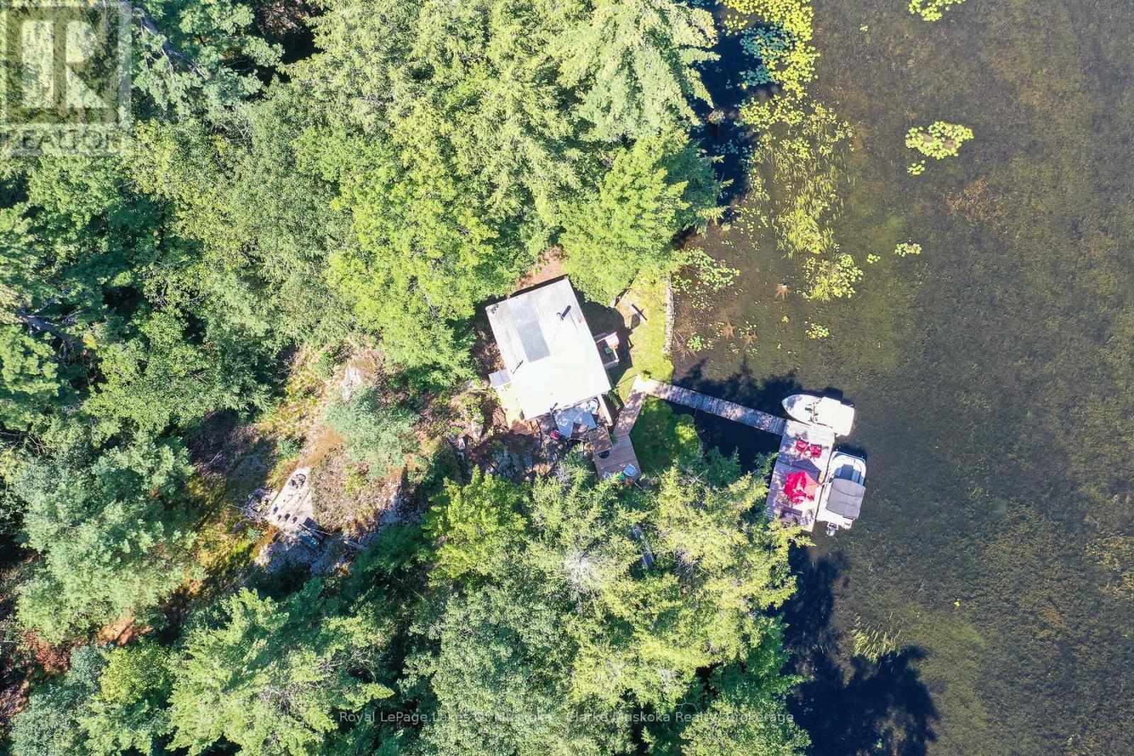 38 ISLAND 130 SEVERN RIVER - 35