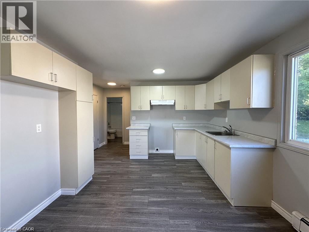 64-66 OAKWOOD Avenue - 11