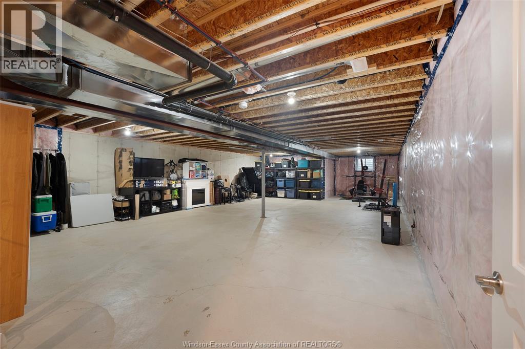 171 MEADOWVIEW AVENUE - 28