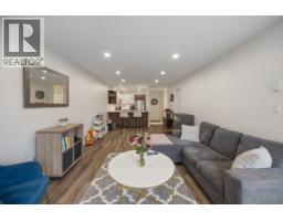 205 7465 Sandborne Avenue, Burnaby, BC V3N4W7 Photo 6