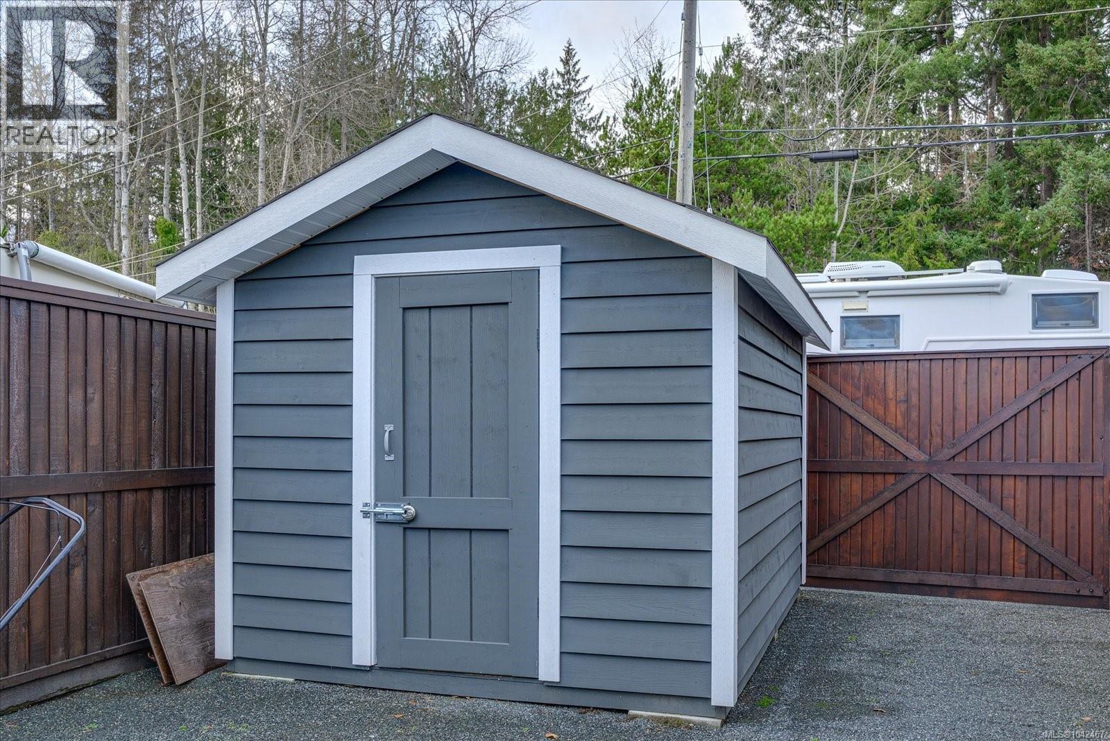 308 Church Rd, Parksville