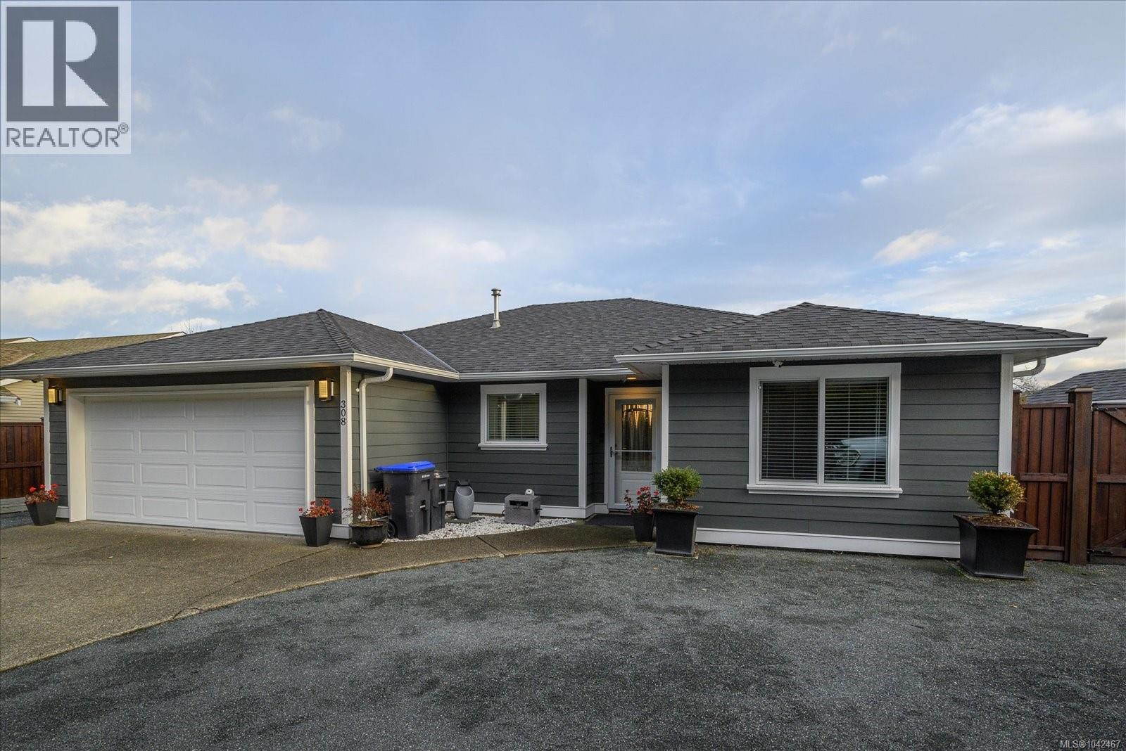 308 Church Rd, Parksville