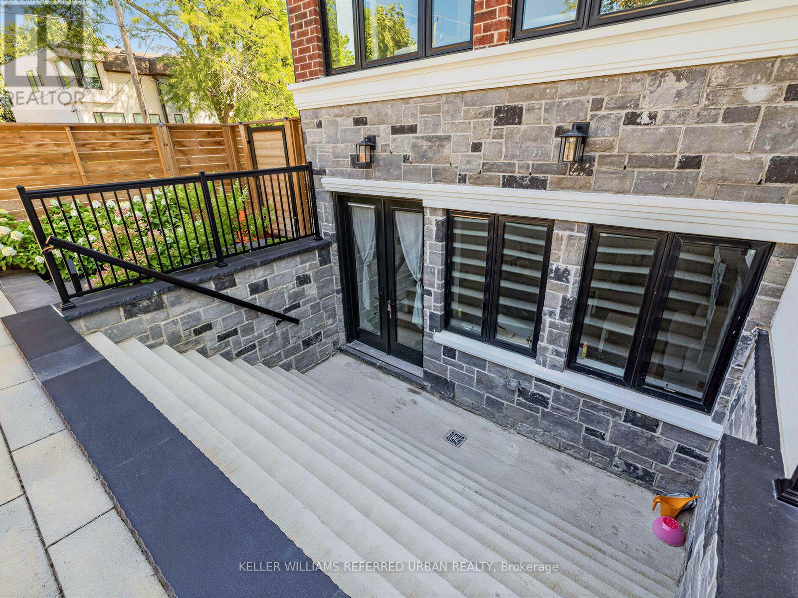 35 LLOYDMINSTER CRESCENT - Image 48