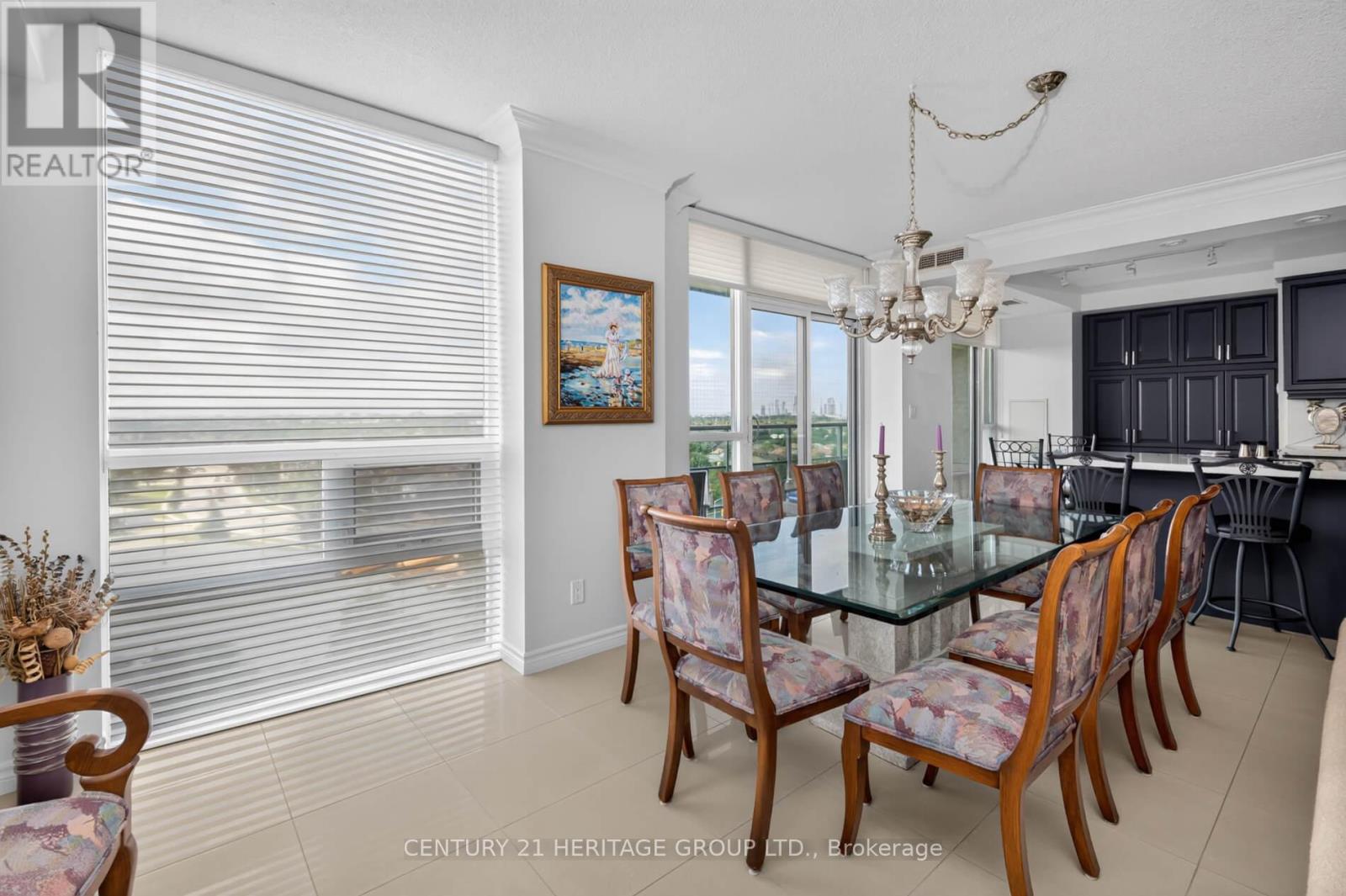 #905 88 PROMENADE CIRCLE - 8