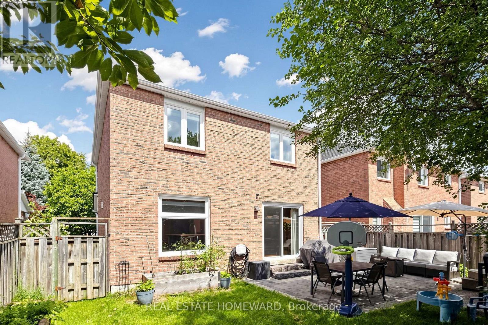 242 BADESSA CIRCLE - Image 34