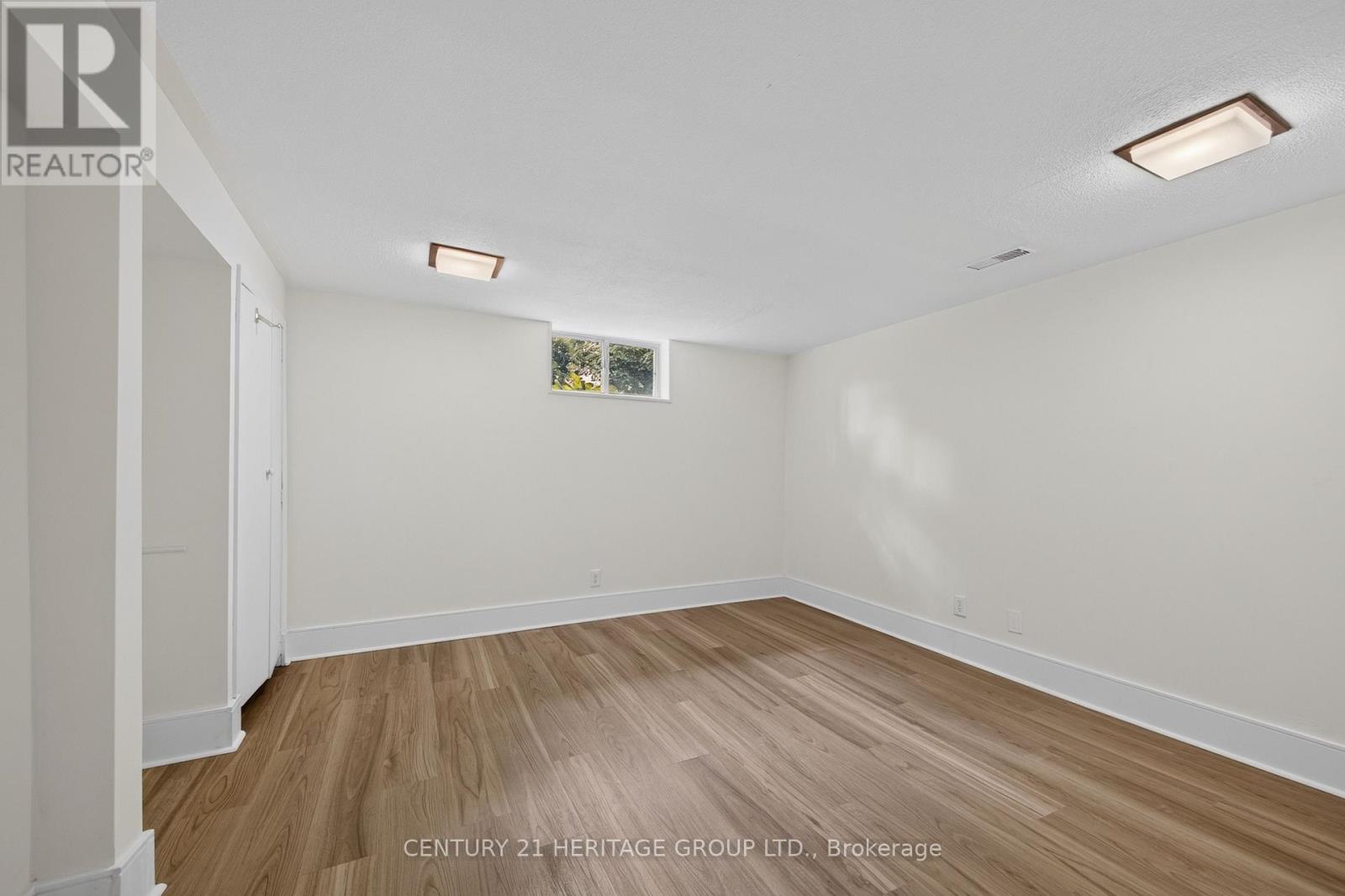 72 KULPIN AVENUE - Image 30