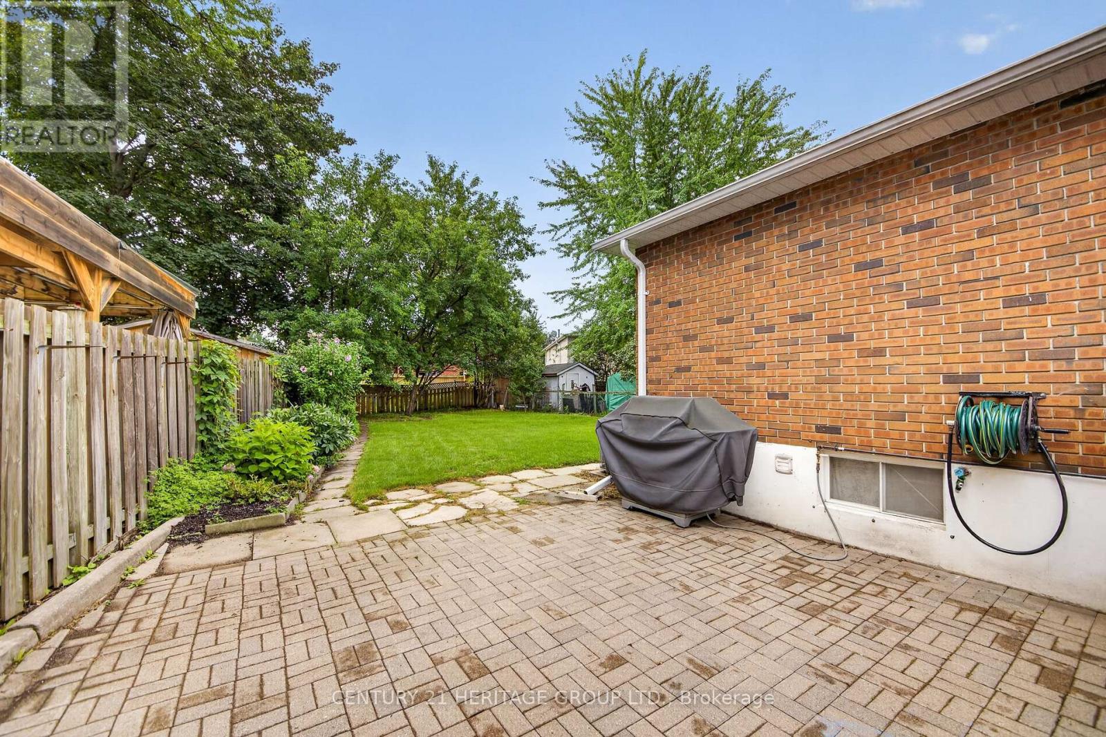 72 KULPIN AVENUE - 37