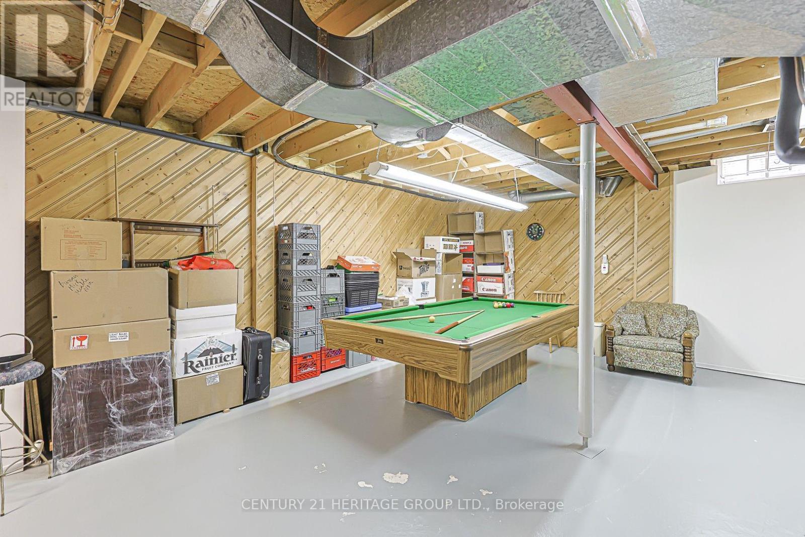 10 WOODHALL ROAD - 27