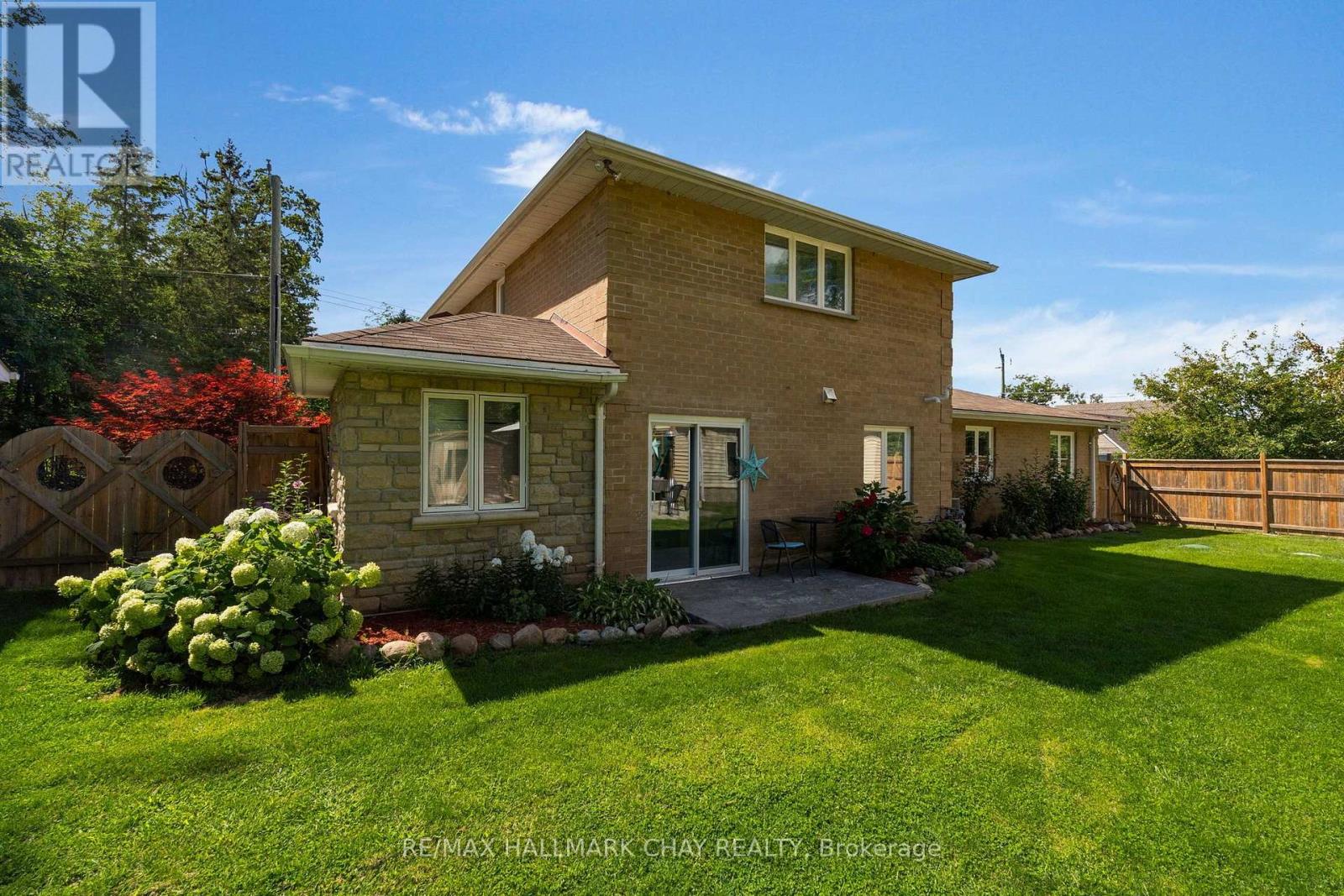 47 LAKESIDE DRIVE - 26