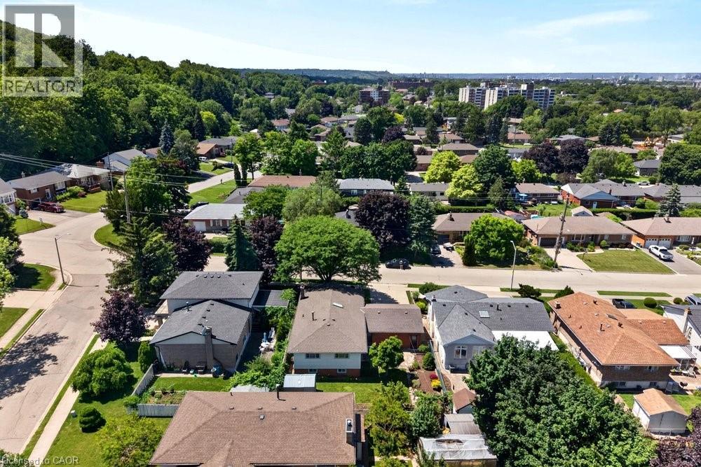 36 GRAY Road S - 44