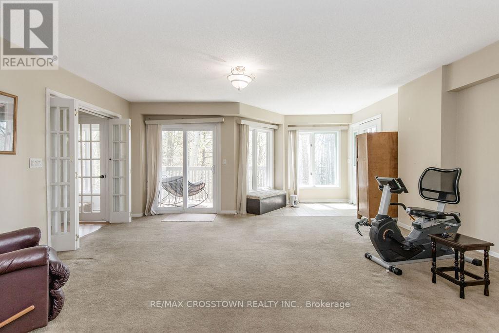 147 ANNE STREET N - Image 34