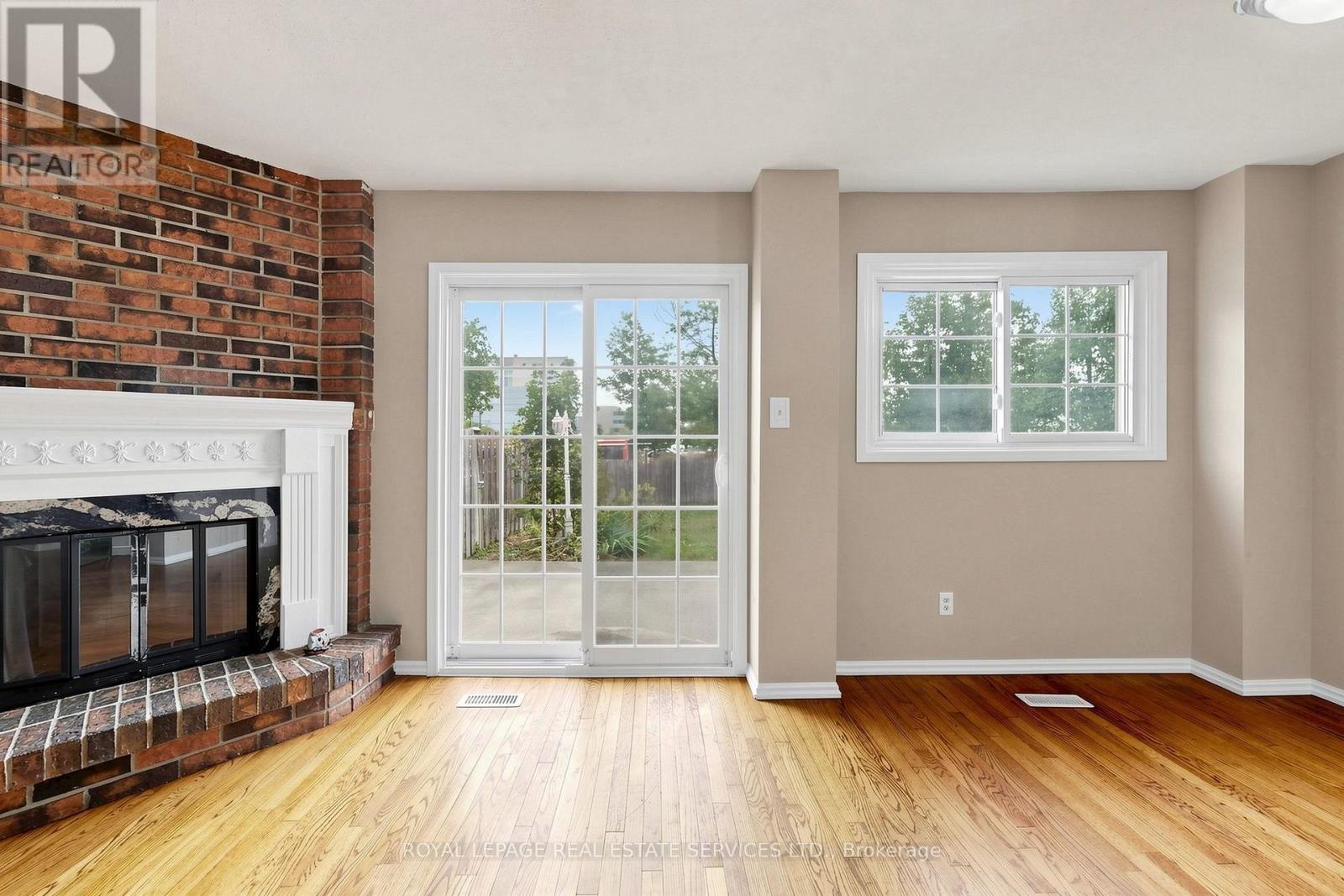 37 WOODSVIEW AVENUE - 10