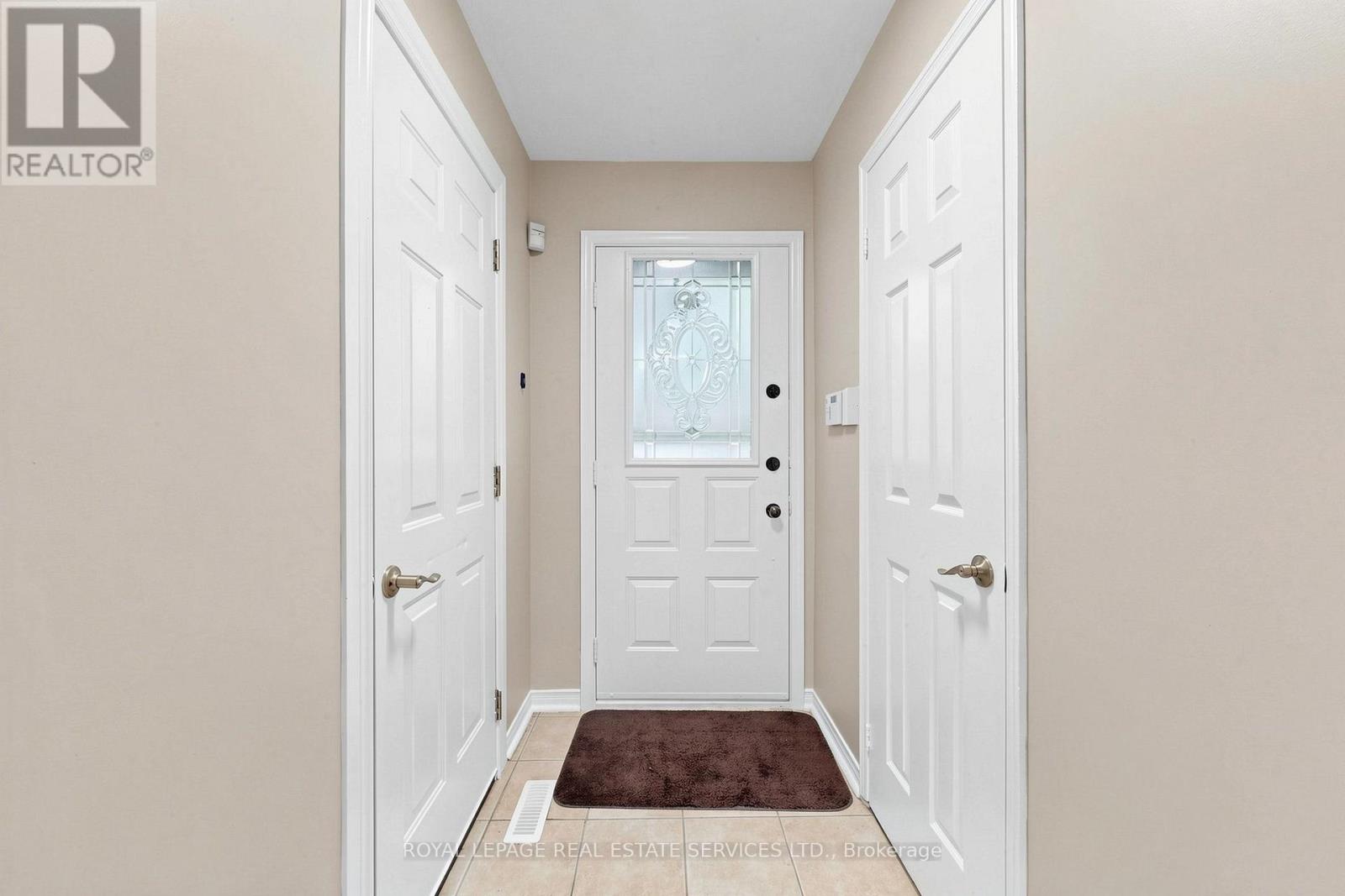 37 WOODSVIEW AVENUE - 23