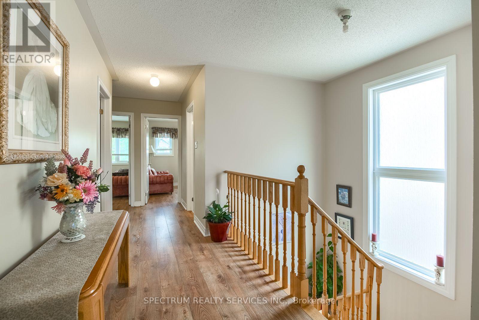 8 SWEET BRIAR LANE - 23