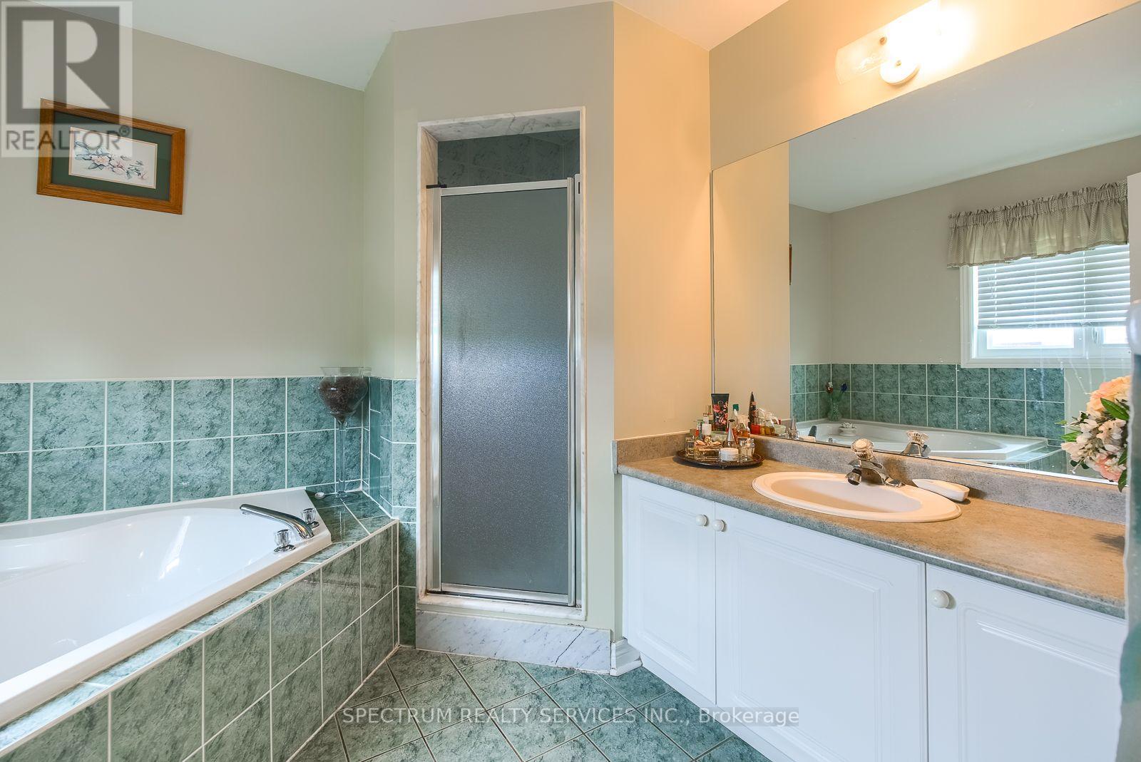 8 SWEET BRIAR LANE - Image 28
