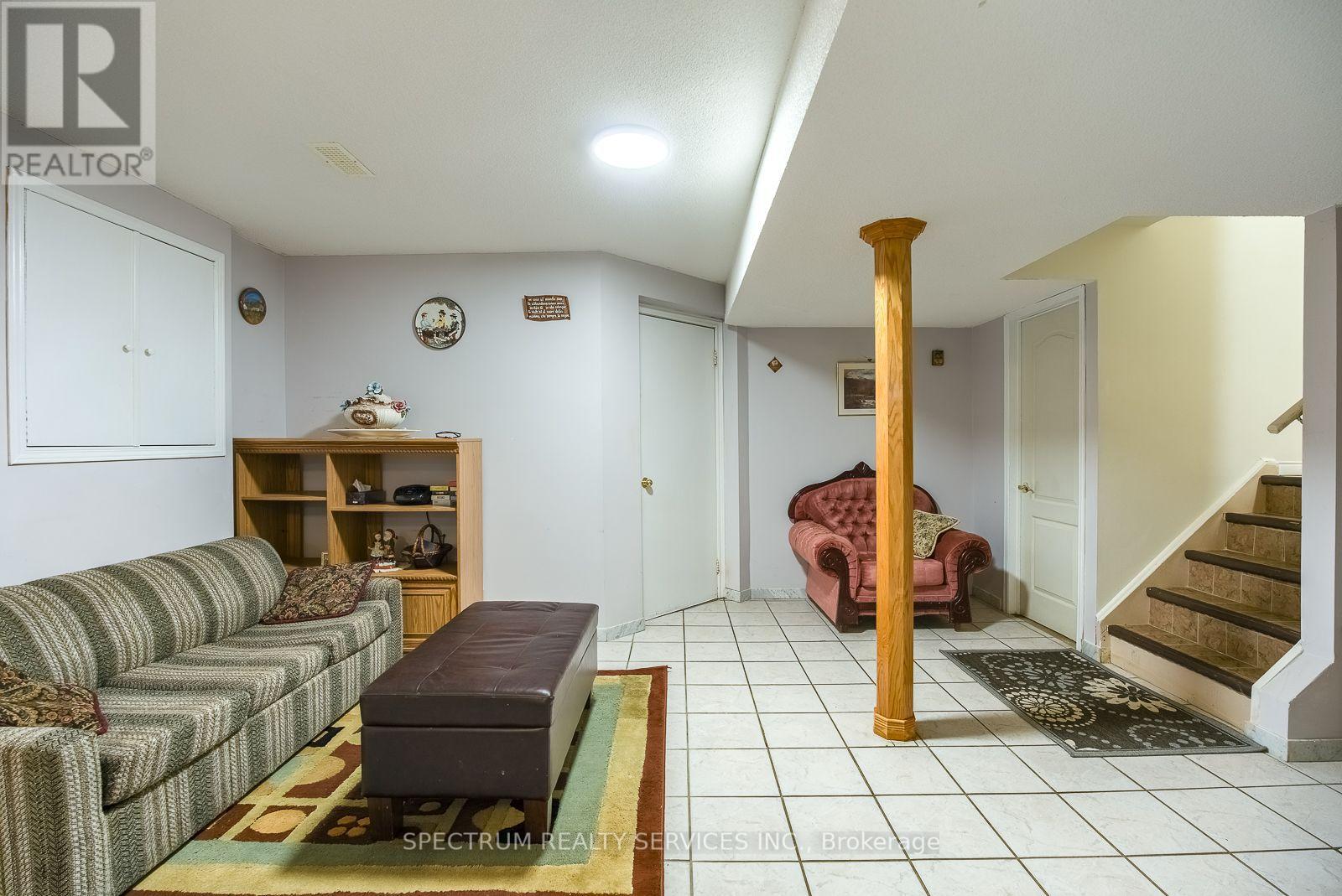 8 SWEET BRIAR LANE - Image 36