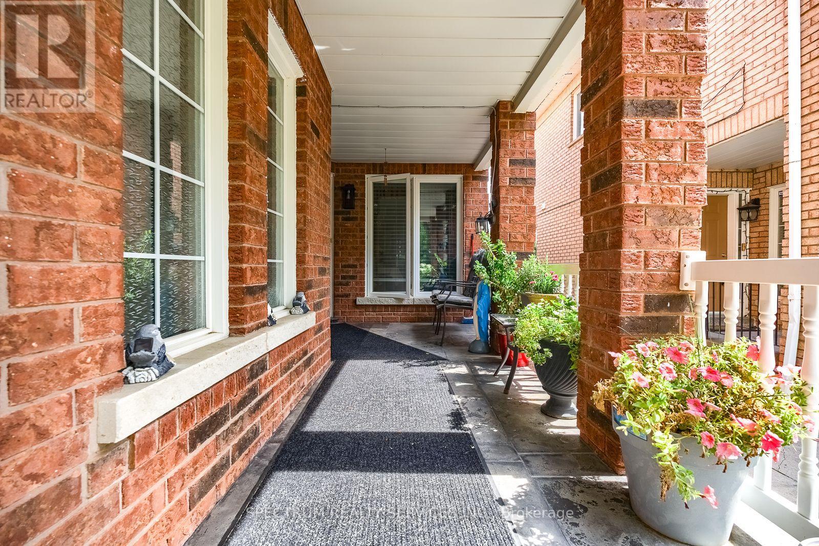 8 SWEET BRIAR LANE - 6
