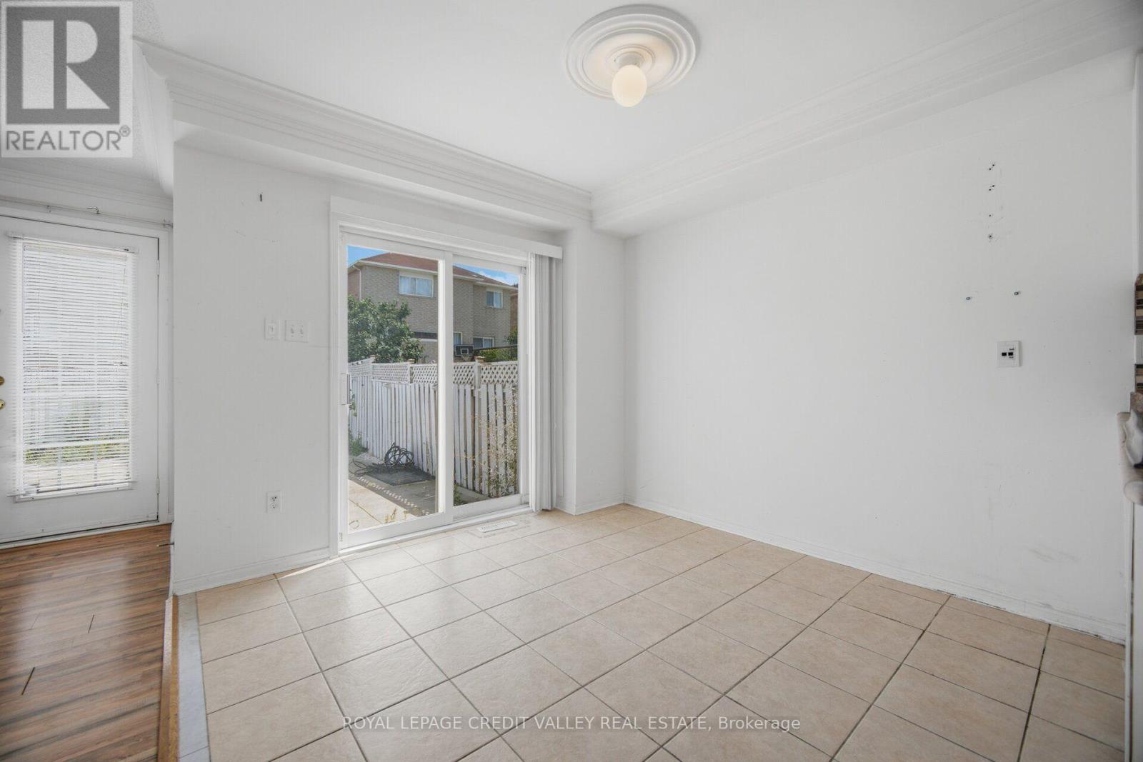 31 CAPISTRO STREET - 17