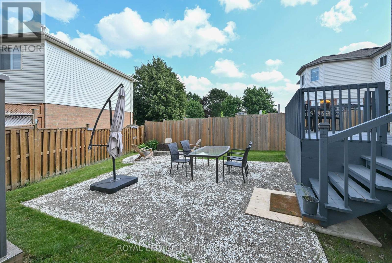45 FIELDGATE DRIVE - 40